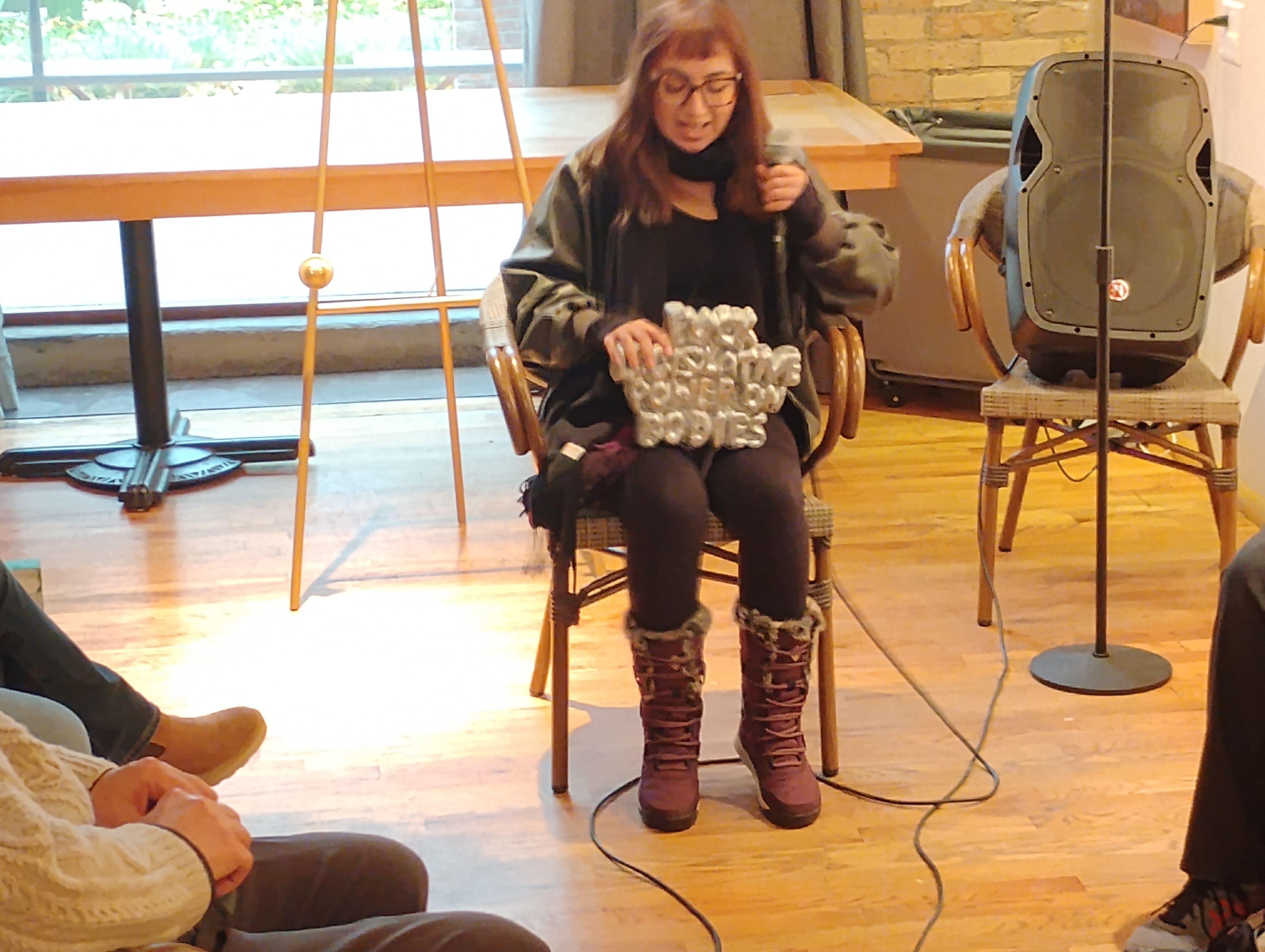 Art Salon artist presentation